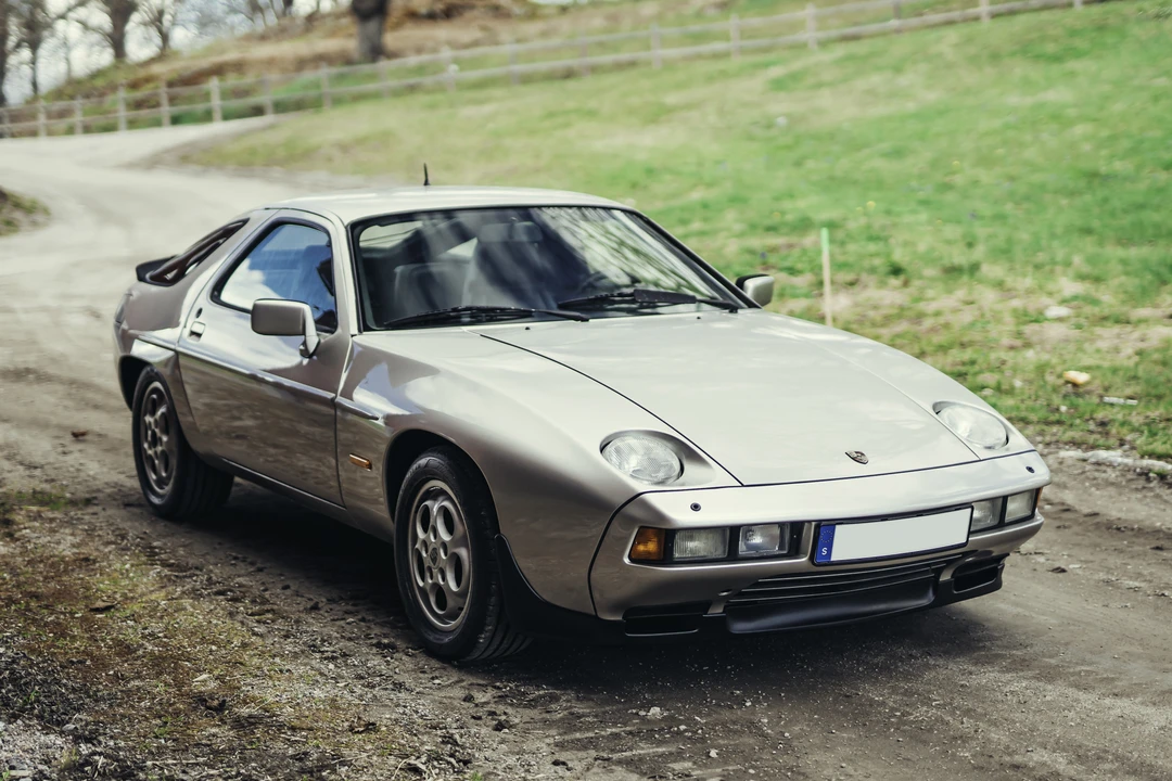 1983 Porsche 928 S - Image 2 of 31