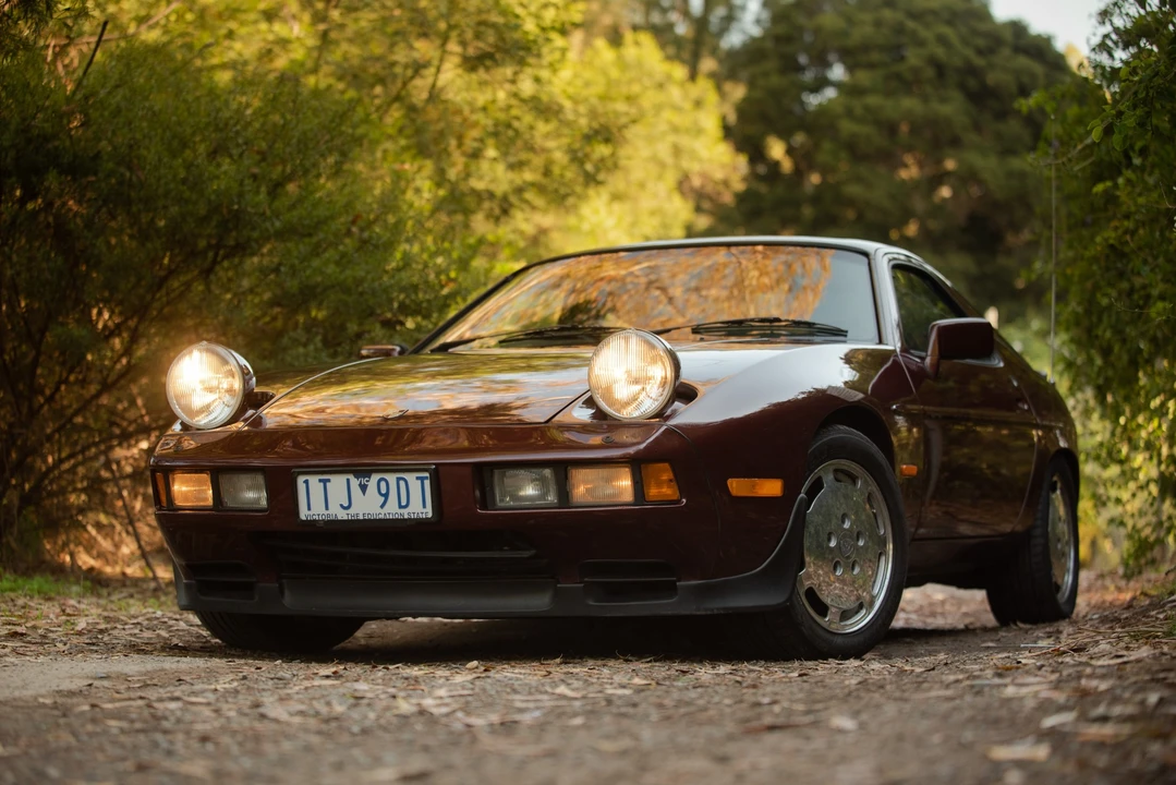 1983 Porsche 928 S - Image 8 of 31