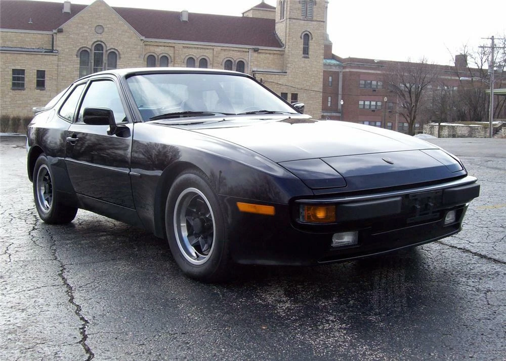 1983 Porsche 944 - Image 2 of 5