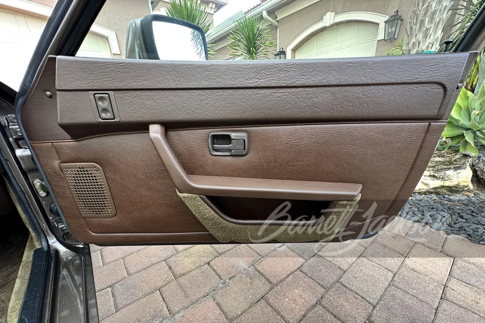 1983 Porsche 944 - Image 15 of 31