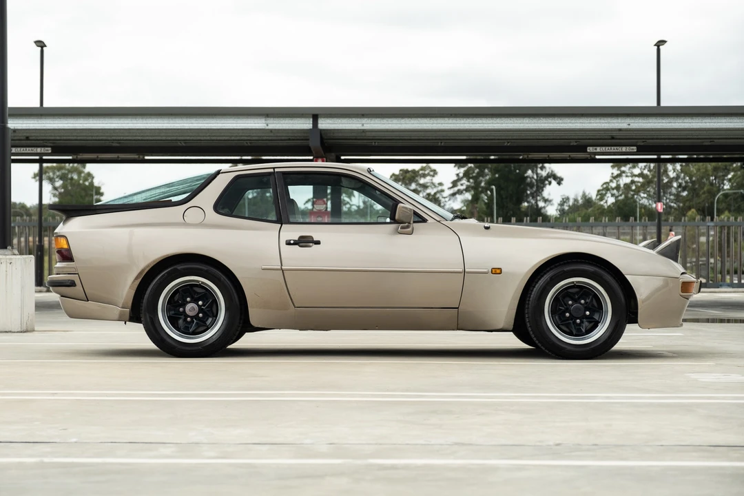 1983 Porsche 944 - Image 5 of 31