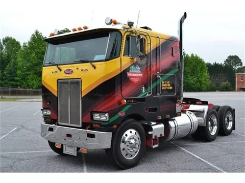1983 Peterbilt 362 Double Sleeper Cab