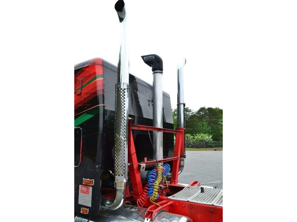 1983 Peterbilt - Image 11 of 31
