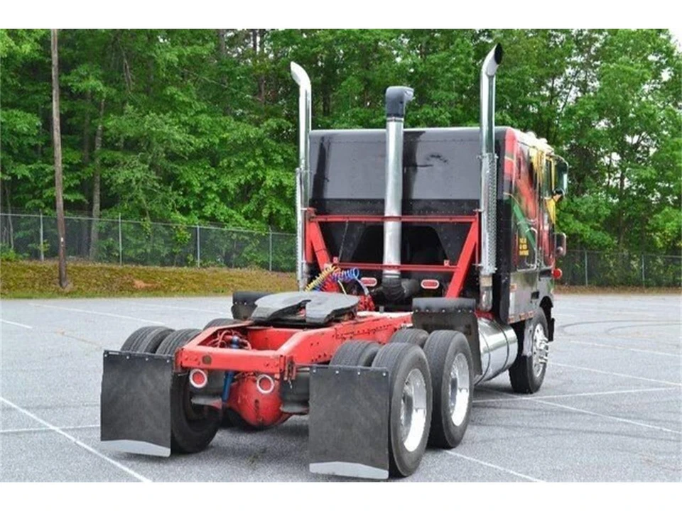 1983 Peterbilt - Image 4 of 31