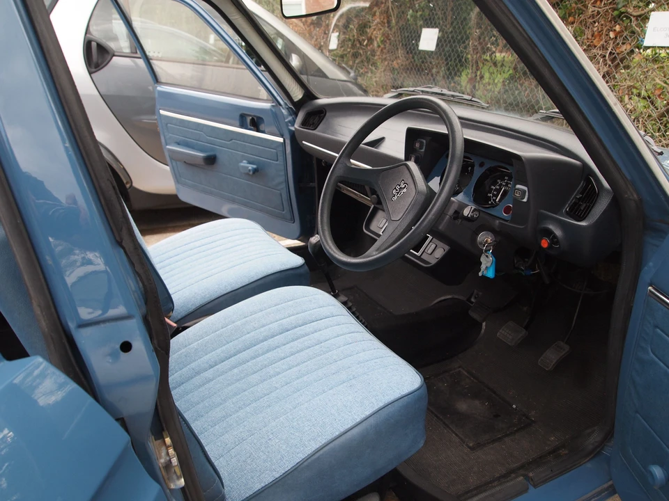 1983 Peugeot - Image 6 of 7