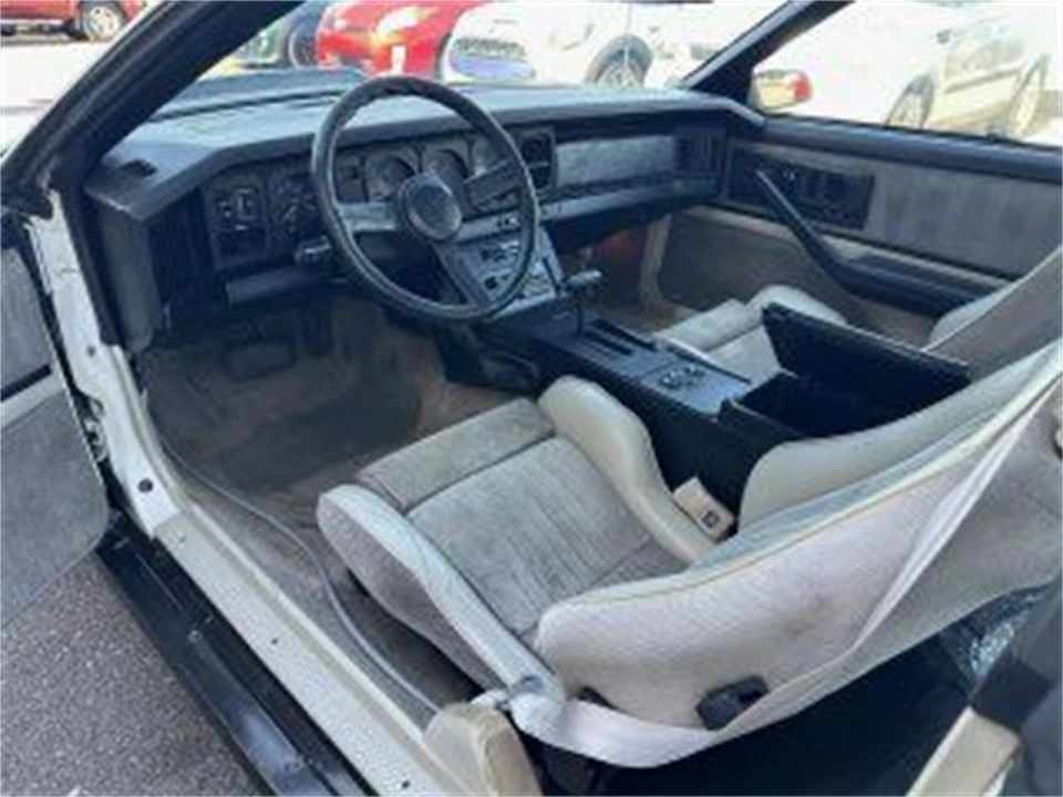 1983 Pontiac Firebird 3rd Gen - Image 4 of 14