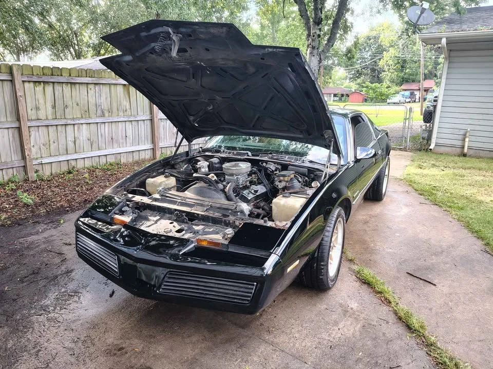 1983 Pontiac Firebird 3rd Gen - Image 6 of 10