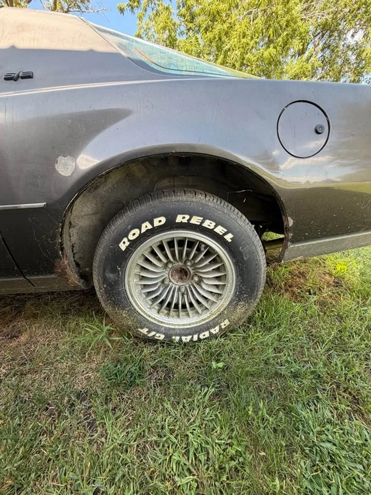 1983 Pontiac Firebird 3rd Gen - Image 5 of 18
