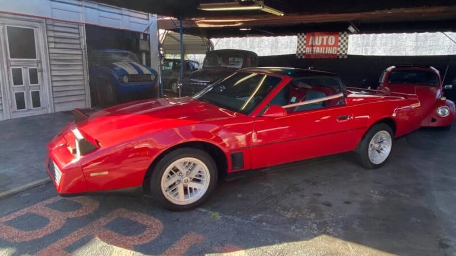 1983 Pontiac Firebird 3rd Gen - Image 4 of 12