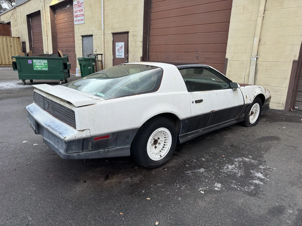 1983 Pontiac Firebird Trans Am 3rd Gen - Image 6 of 21