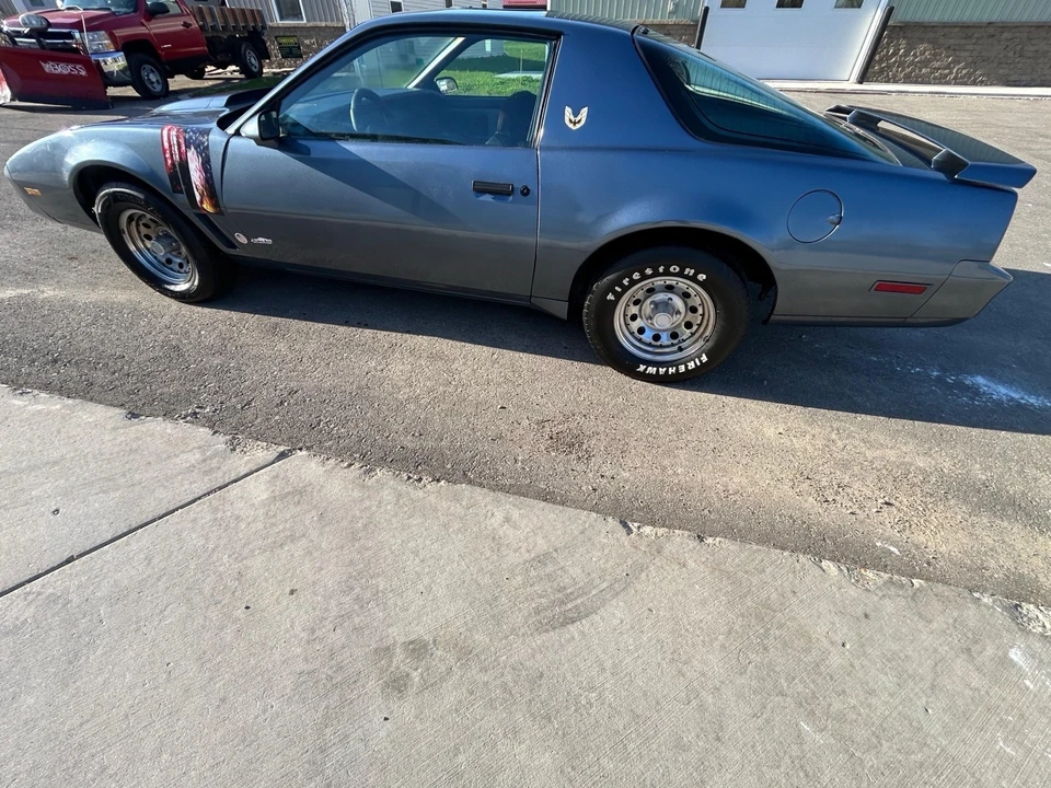 1983 Pontiac Firebird Trans Am 3rd Gen - Image 7 of 27