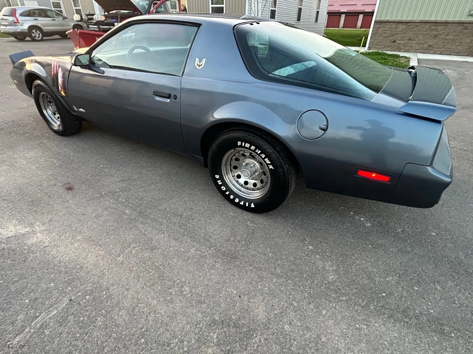 1983 Pontiac Firebird Trans Am 3rd Gen - Image 11 of 27