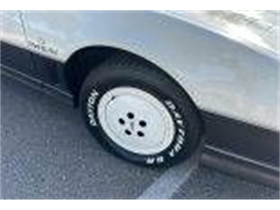 1983 Pontiac Firebird Trans Am 3rd Gen - Image 10 of 24