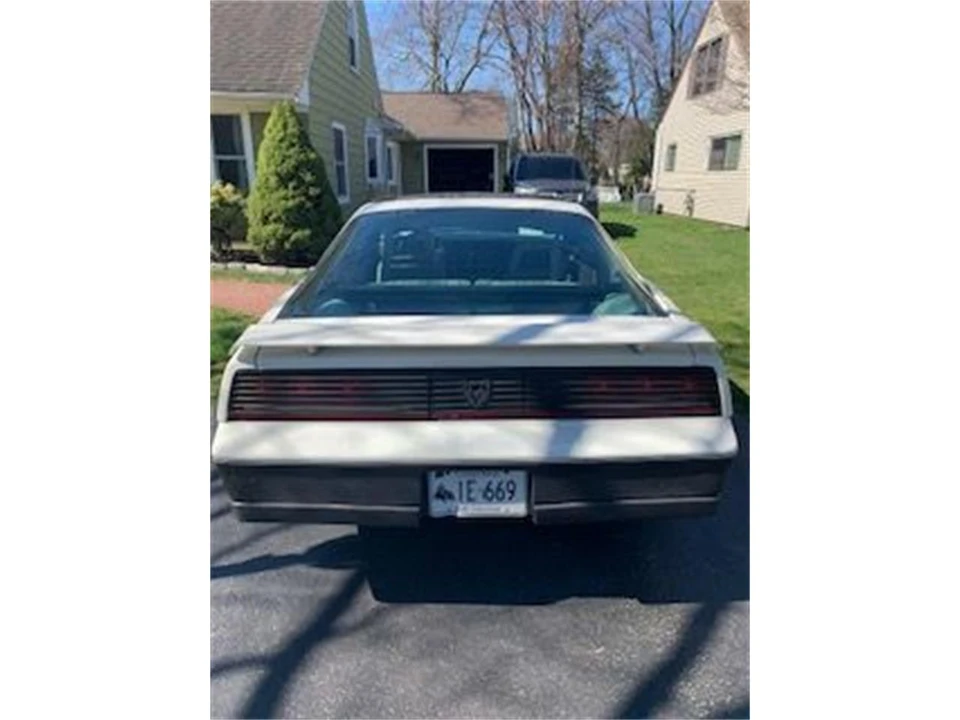 1983 Pontiac Firebird Trans Am 3rd Gen - Image 7 of 27