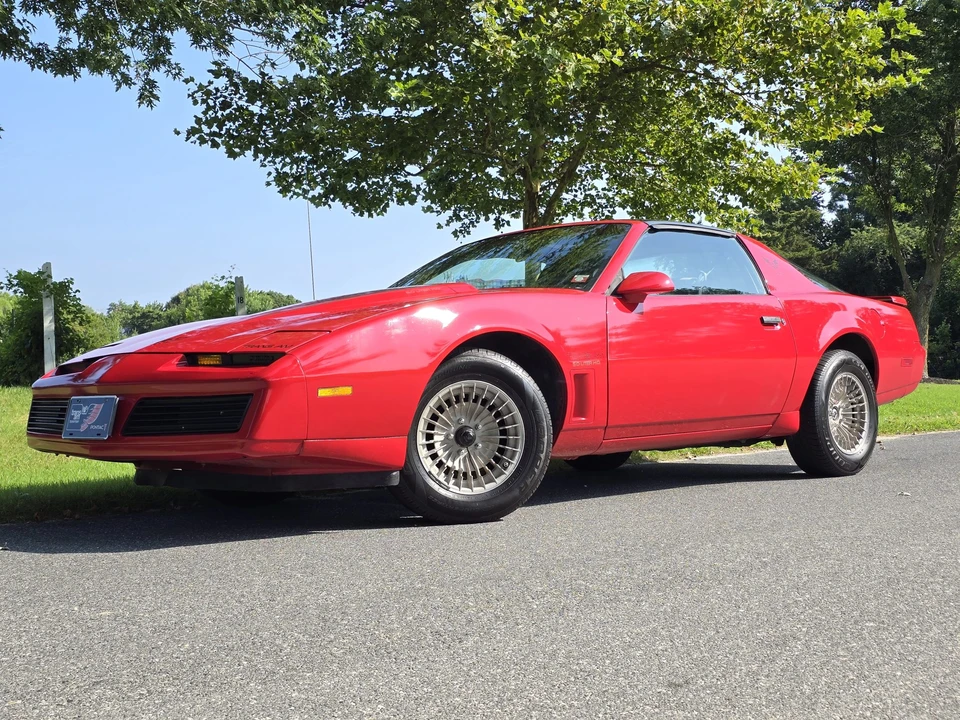 1983 Pontiac Firebird Trans Am 3rd Gen - Image 3 of 31