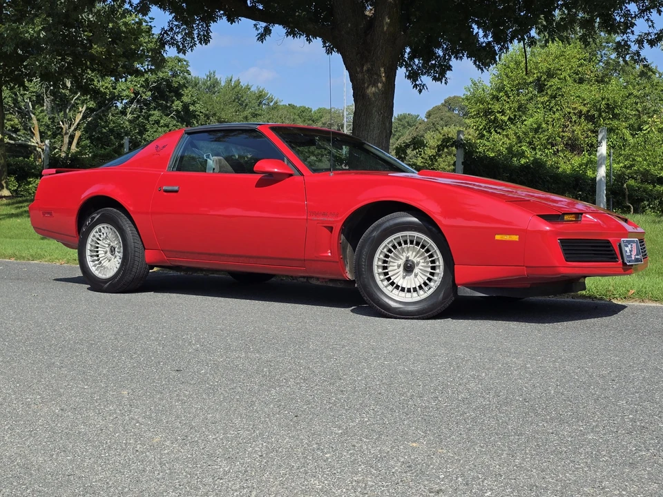 1983 Pontiac Firebird Trans Am 3rd Gen - Image 20 of 31
