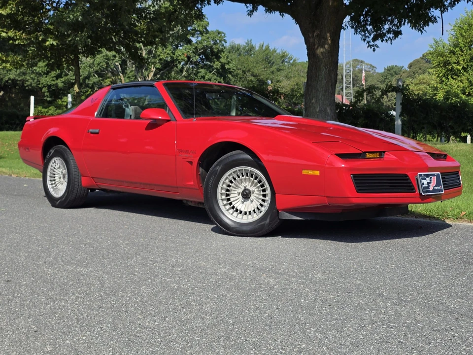 1983 Pontiac Firebird Trans Am 3rd Gen - Image 19 of 31
