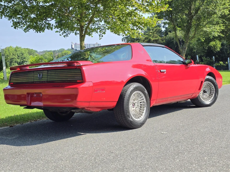 1983 Pontiac Firebird Trans Am 3rd Gen - Image 24 of 31