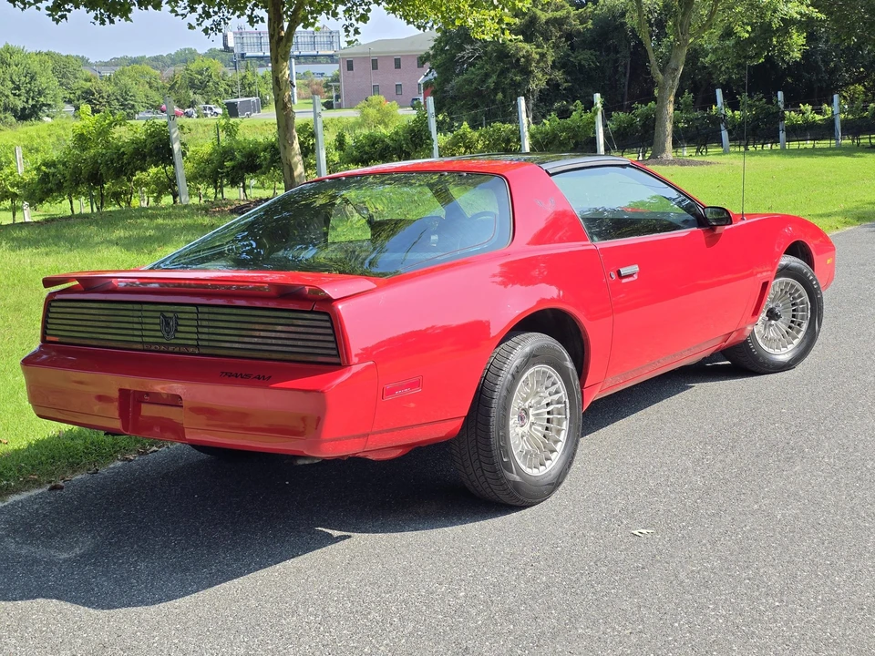 1983 Pontiac Firebird Trans Am 3rd Gen - Image 25 of 31