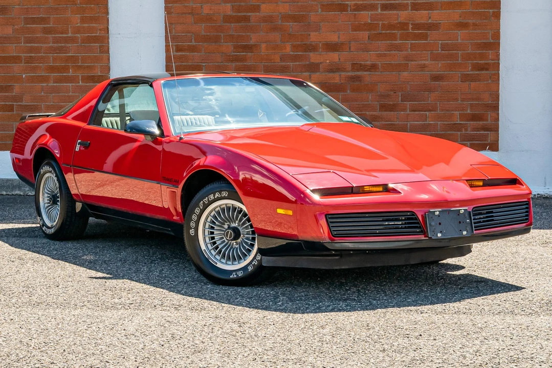 1983 Pontiac Firebird Trans Am 3rd Gen - Image 16 of 31