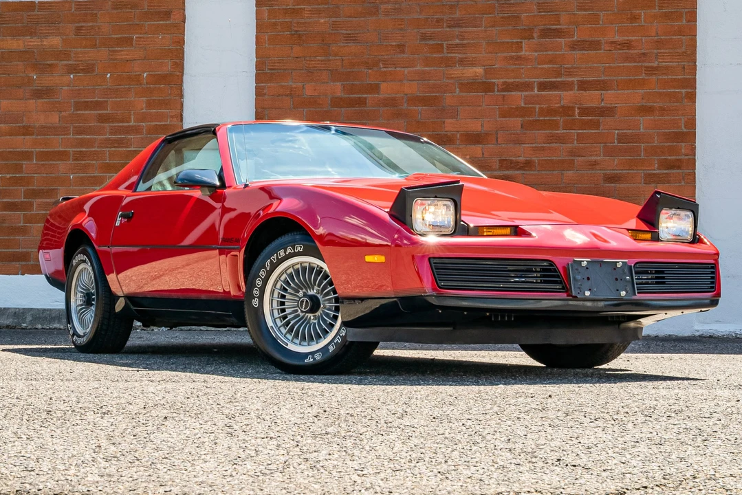 1983 Pontiac Firebird Trans Am 3rd Gen - Image 19 of 31
