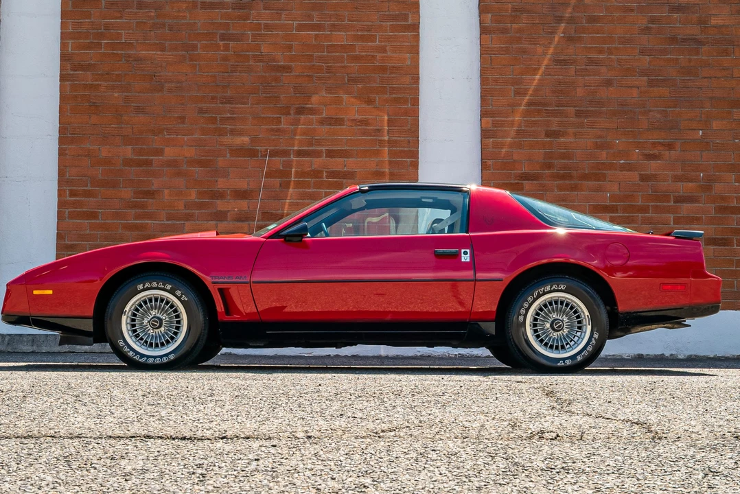 1983 Pontiac Firebird Trans Am 3rd Gen - Image 6 of 31