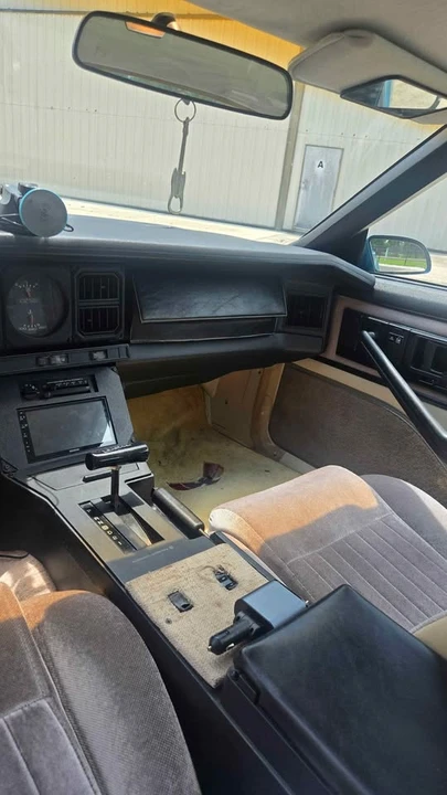 1983 Pontiac Firebird Trans Am 3rd Gen - Image 5 of 19