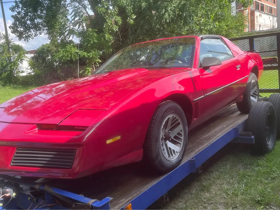 1983 Pontiac Firebird Trans Am 3rd Gen - Image 3 of 20
