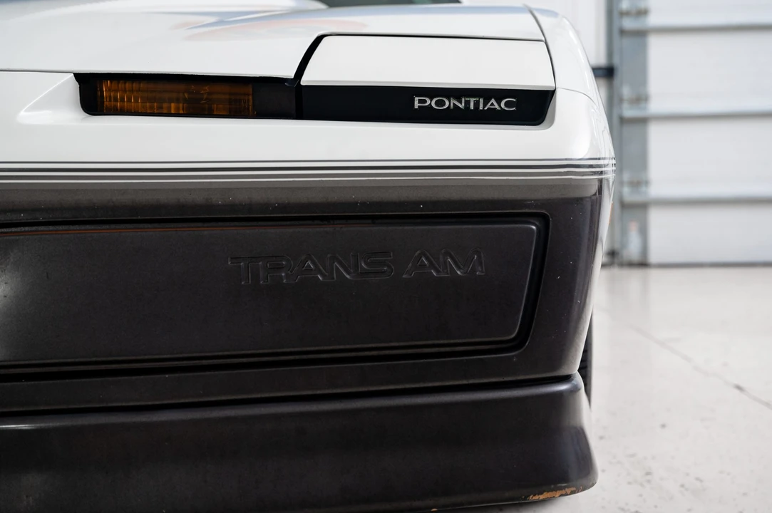 1983 Pontiac Firebird Trans Am 3rd Gen - Image 26 of 31