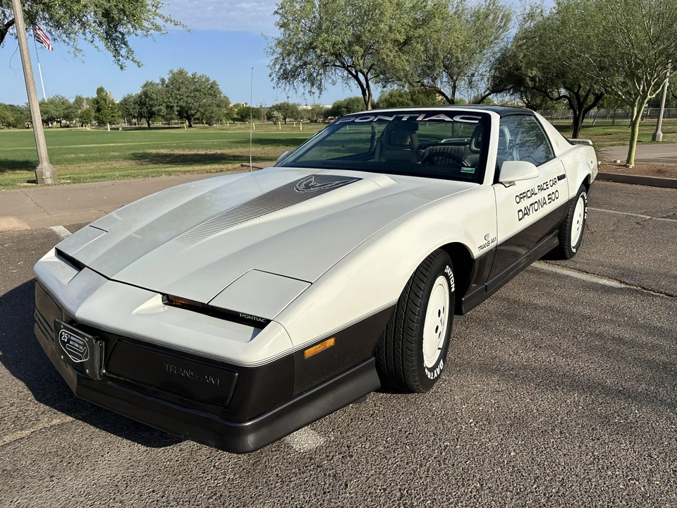 1983 Pontiac Firebird Trans Am 3rd Gen - Image 3 of 31