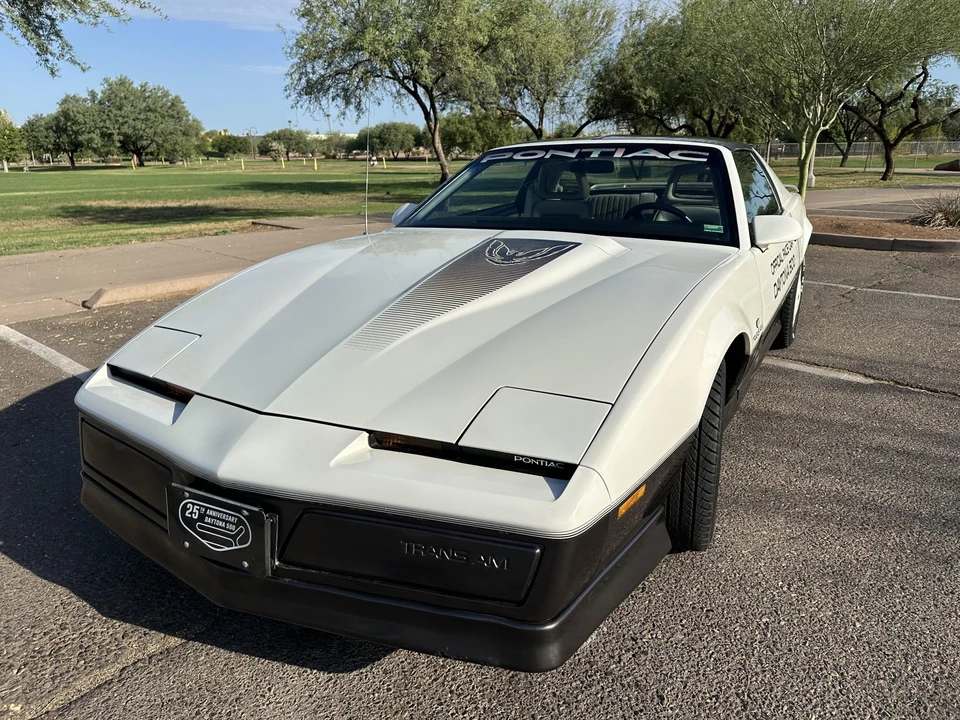 1983 Pontiac Firebird Trans Am 3rd Gen - Image 10 of 31