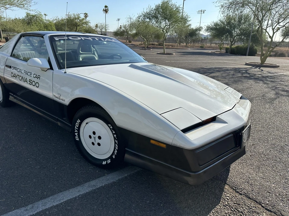 1983 Pontiac Firebird Trans Am 3rd Gen - Image 16 of 31