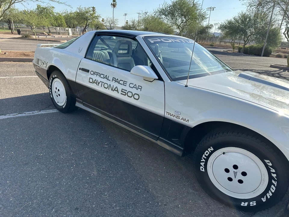 1983 Pontiac Firebird Trans Am 3rd Gen - Image 21 of 31
