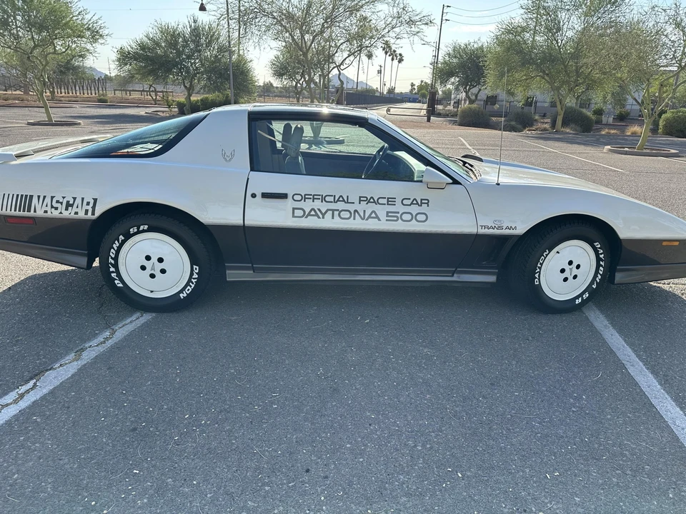 1983 Pontiac Firebird Trans Am 3rd Gen - Image 23 of 31