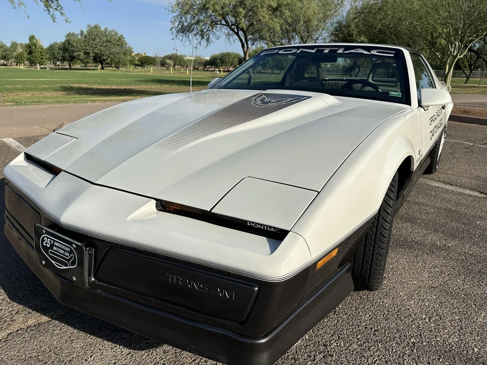 1983 Pontiac Firebird Trans Am 3rd Gen - Image 8 of 31