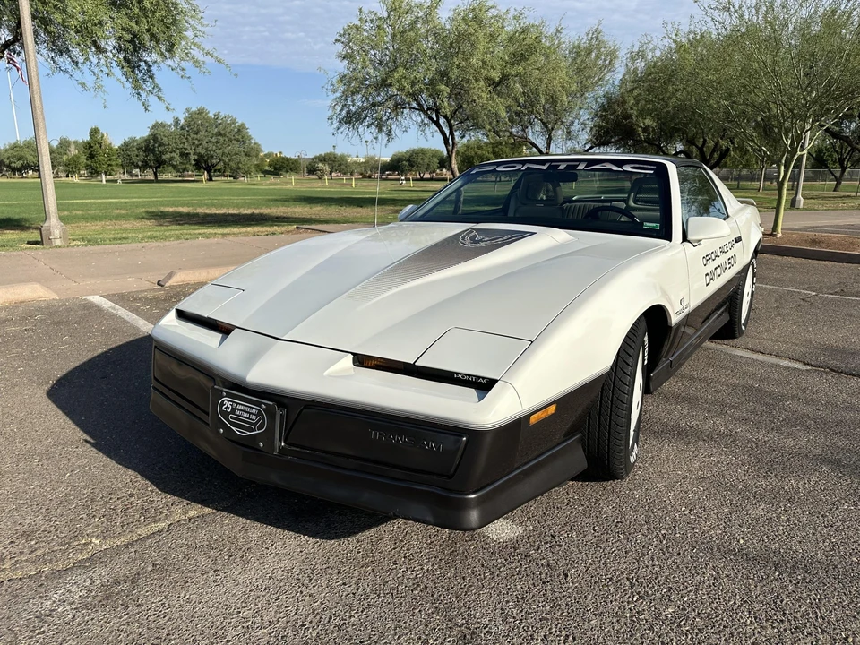 1983 Pontiac Firebird Trans Am 3rd Gen - Image 5 of 31