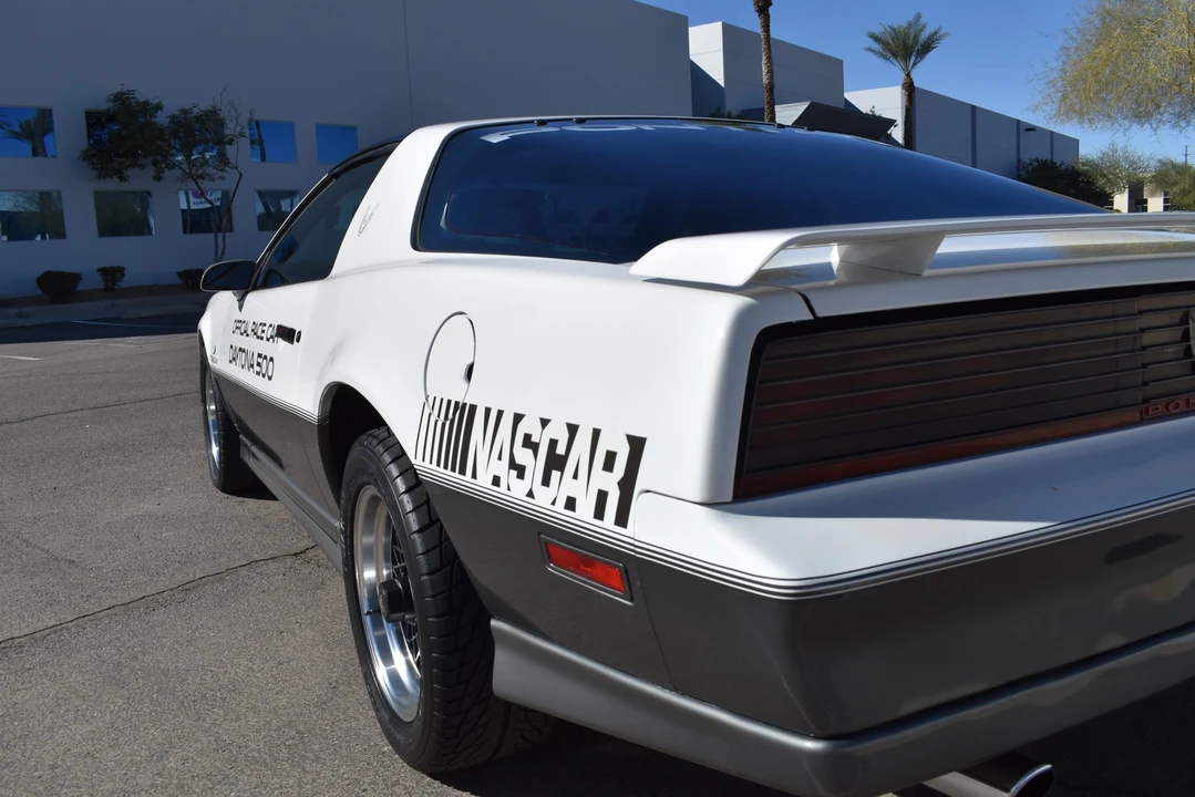 1983 Pontiac Firebird Trans Am 3rd Gen - Image 28 of 31