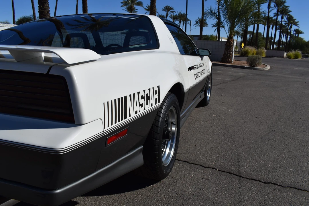 1983 Pontiac Firebird Trans Am 3rd Gen - Image 29 of 31