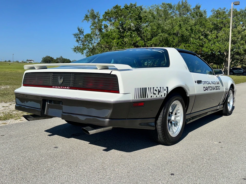 1983 Pontiac Firebird Trans Am 3rd Gen - Image 12 of 31