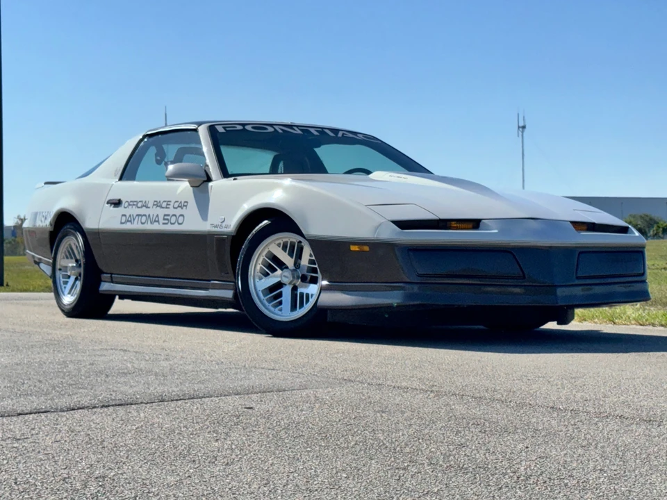 1983 Pontiac Firebird Trans Am 3rd Gen - Image 21 of 31