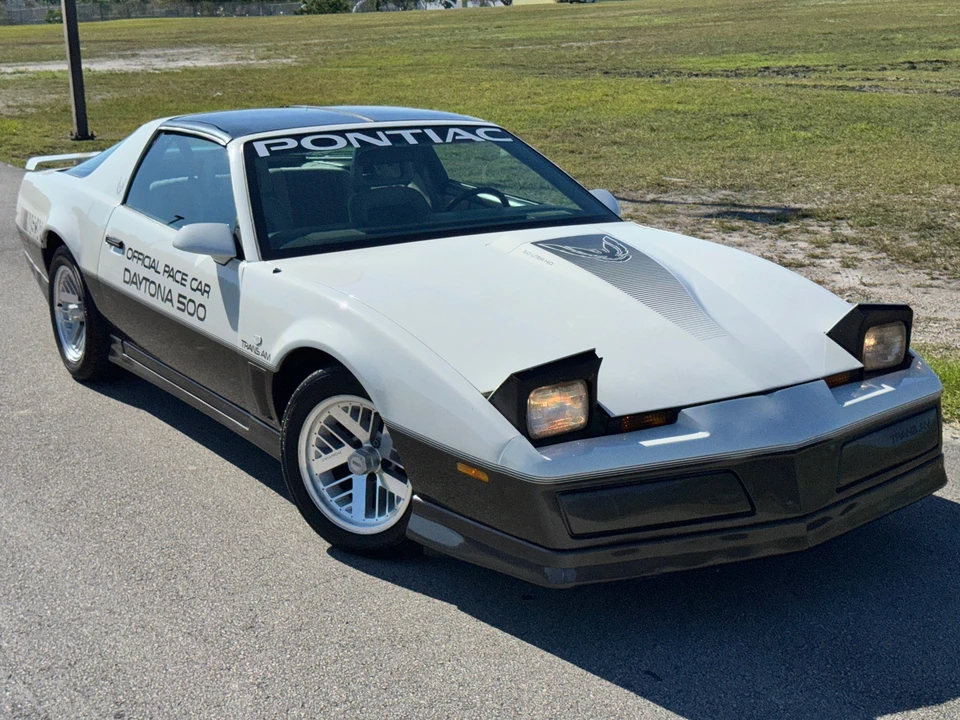 1983 Pontiac Firebird Trans Am 3rd Gen - Image 20 of 31
