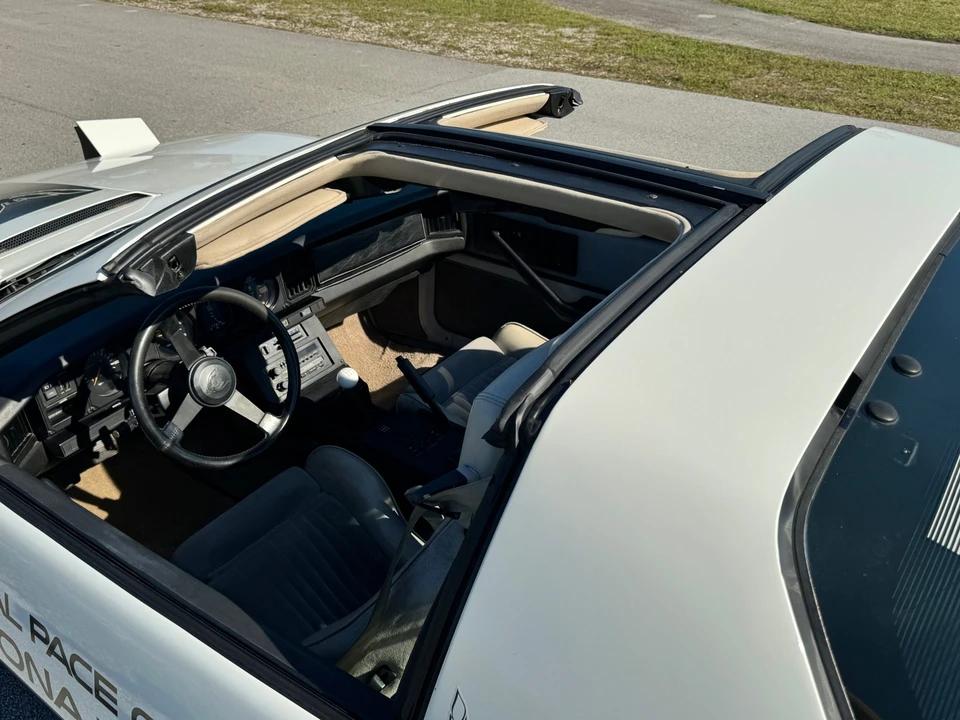 1983 Pontiac Firebird Trans Am 3rd Gen - Image 29 of 31