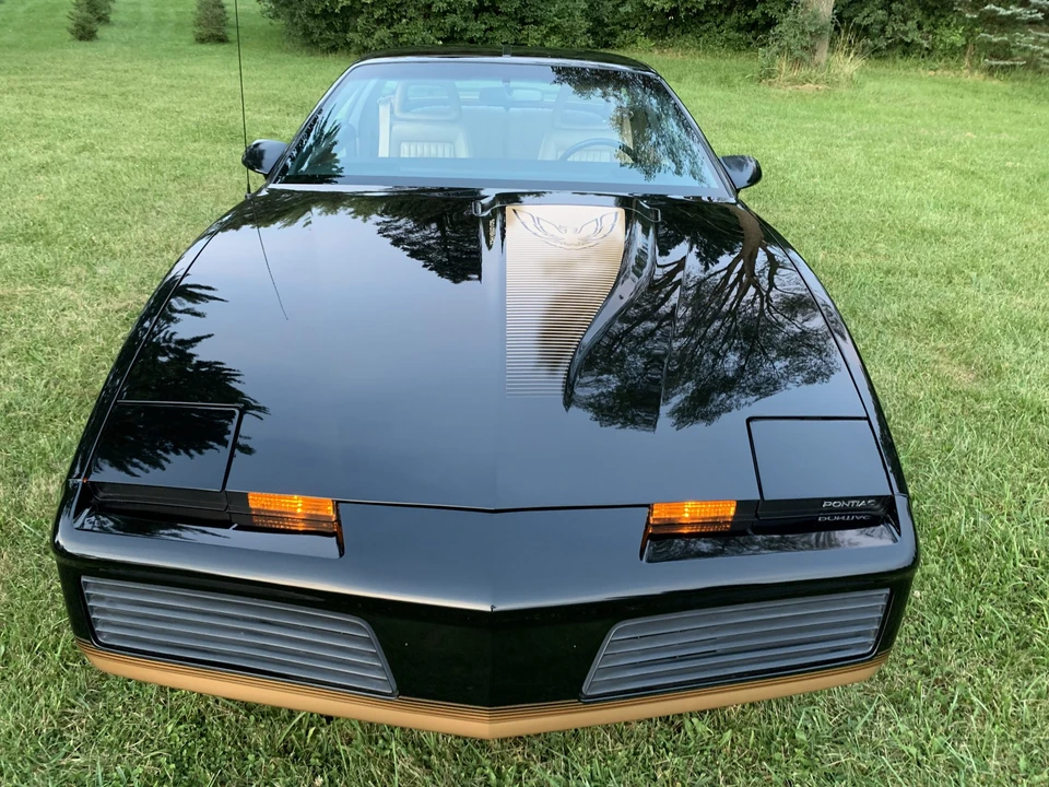1983 Pontiac Firebird Trans Am 3rd Gen - Image 2 of 31