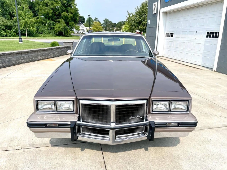 1983 Pontiac Grand Prix 3rd+ Gen - Image 9 of 31