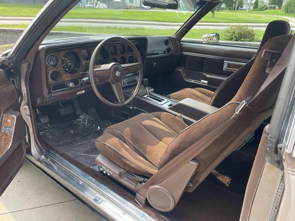 1983 Pontiac Grand Prix 3rd+ Gen - Image 3 of 31