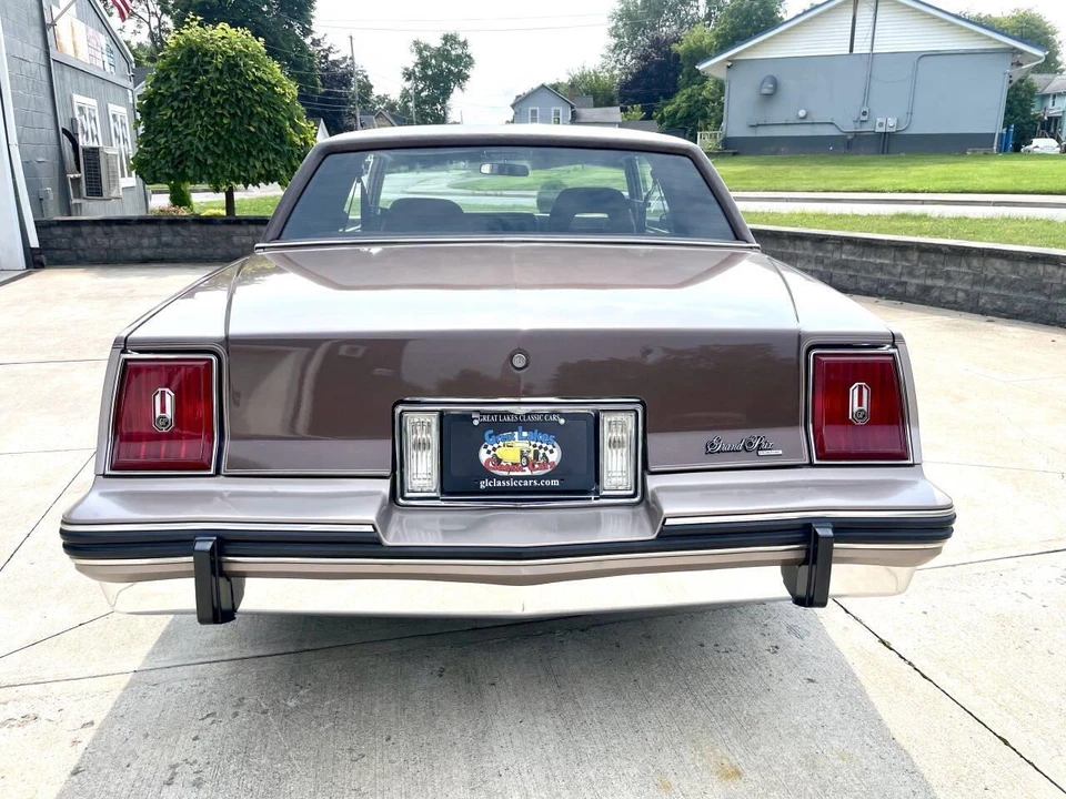 1983 Pontiac Grand Prix 3rd+ Gen - Image 5 of 31