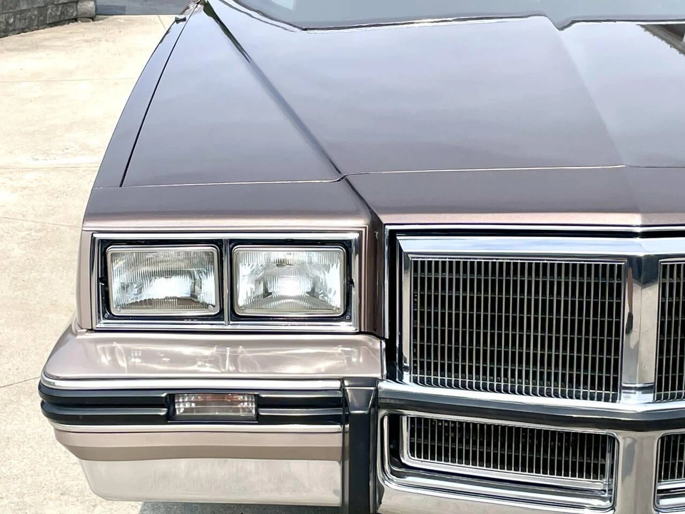 1983 Pontiac Grand Prix 3rd+ Gen - Image 10 of 31