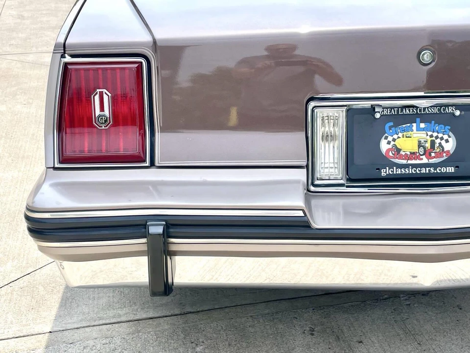 1983 Pontiac Grand Prix 3rd+ Gen - Image 12 of 31