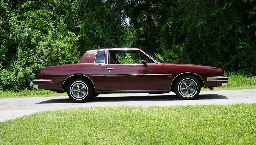 1983 Pontiac Grand Prix 3rd+ Gen - Image 12 of 26