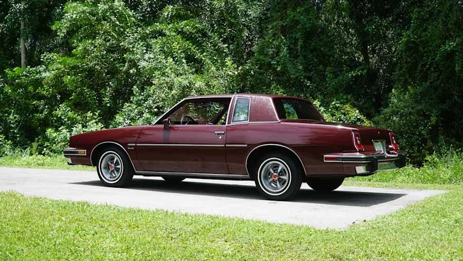 1983 Pontiac Grand Prix 3rd+ Gen - Image 11 of 26